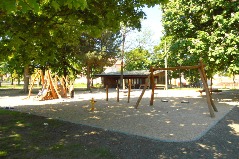 Detske hriste v parku